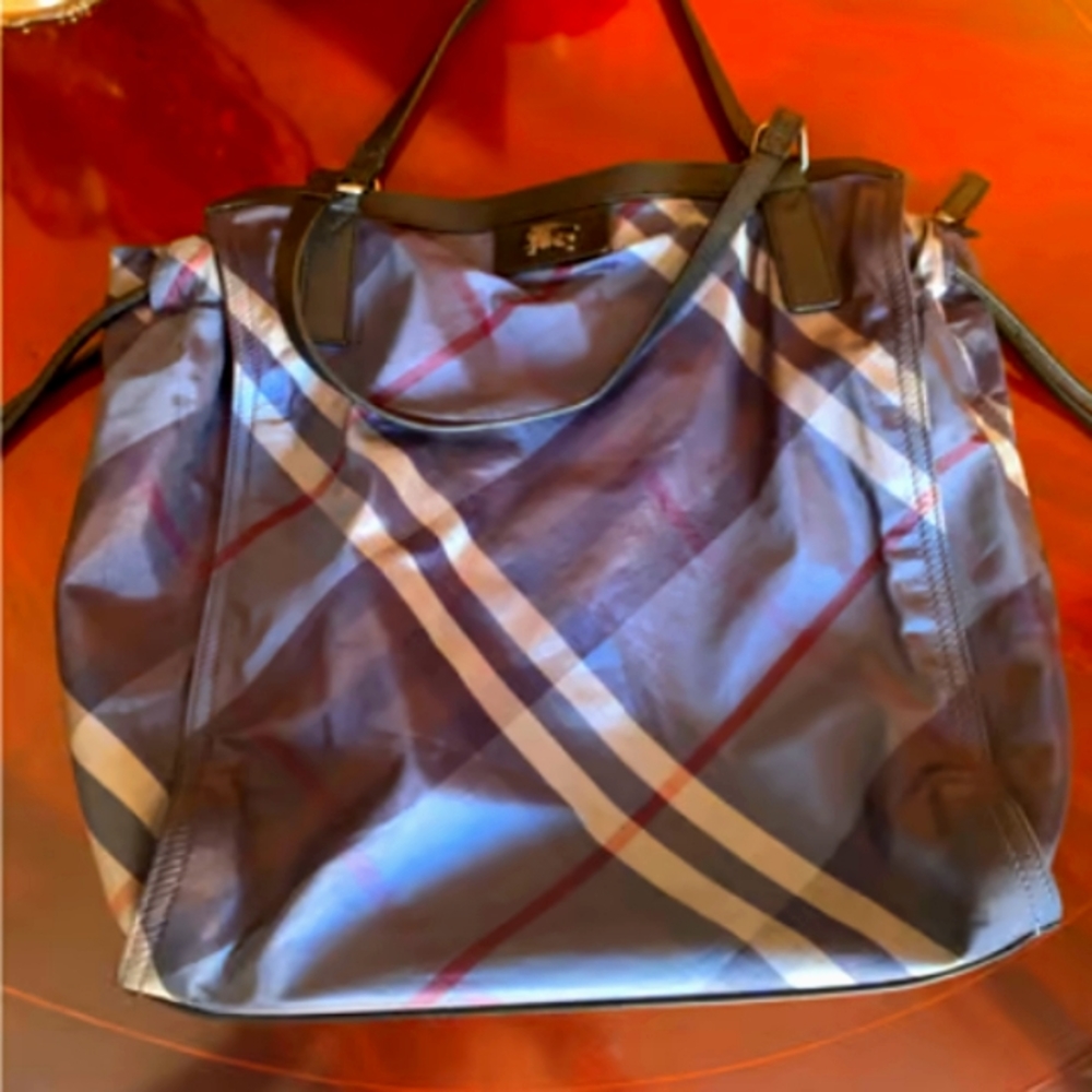 Burberry leather handbag